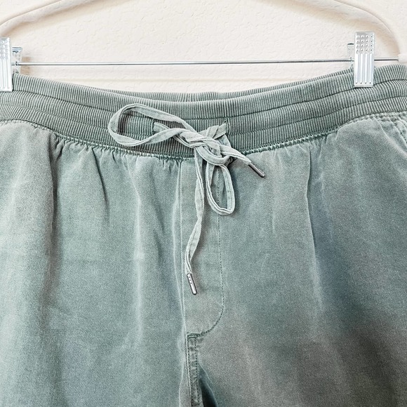 Gap Drawstring Shorts Olive Green Size Large - Picture 3 of 8
